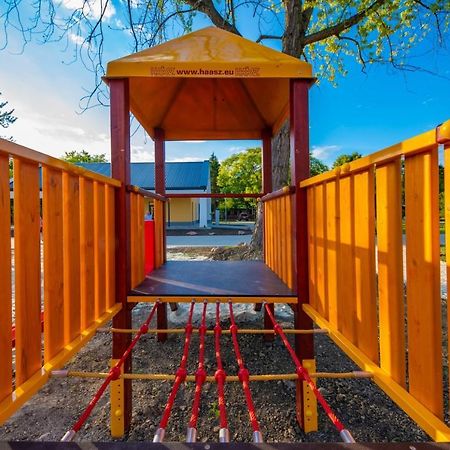 Zsory Liget Camping & Resort Мезёкёвешд Экстерьер фото