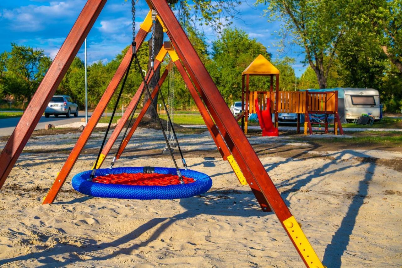 Zsory Liget Camping & Resort Мезёкёвешд Экстерьер фото